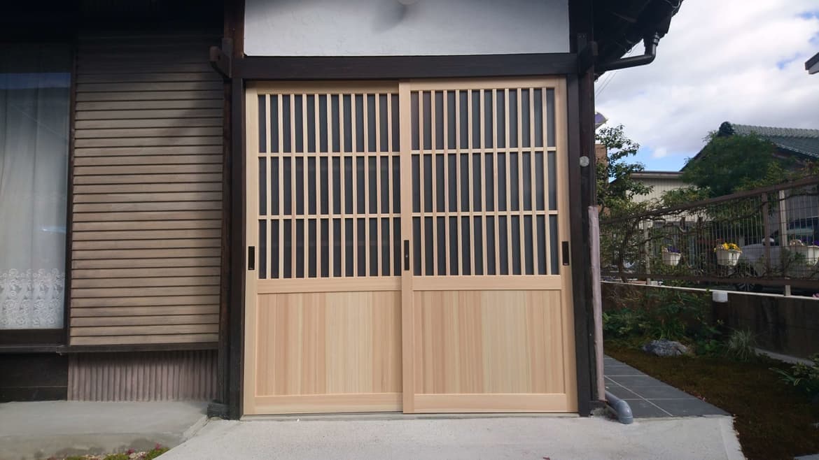 木製玄関新調 | 木製玄関の新調なら建具修理の窓口尾張旭市